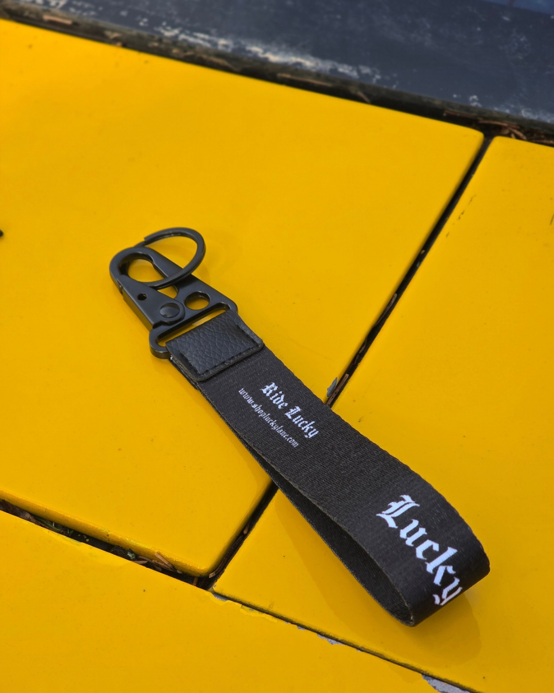 Lucky Lane – Ride Lucky Keychain