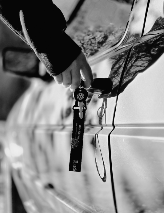 Lucky Lane – Ride Lucky Keychain